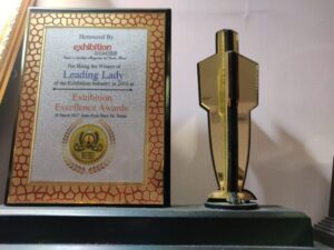 Leading Lady of Industry 2016 Award